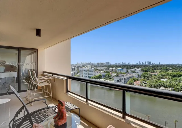 2555-collins-ave-1508-miami-beach-fl-33140/hzid_f7e94f79