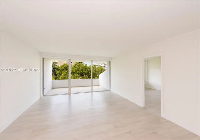 155-ocean-lane-dr-403-key-biscayne-fl-33149/hzid_fea900b6