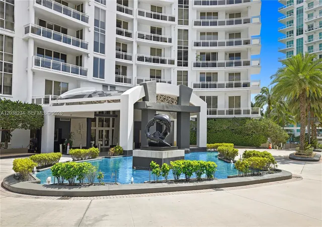 901-brickell-key-blvd-2408-miami-fl-33131/hzid_9252b0a4