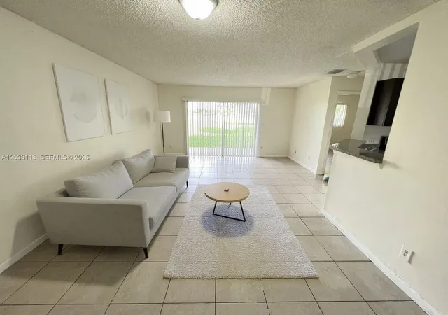 3417-nw-44th-st-104-oakland-park-fl-33309/hzid_bca6c8a3