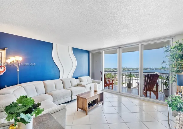 18031-biscayne-blvd-1401-aventura-fl-33160/hzid_792dd968