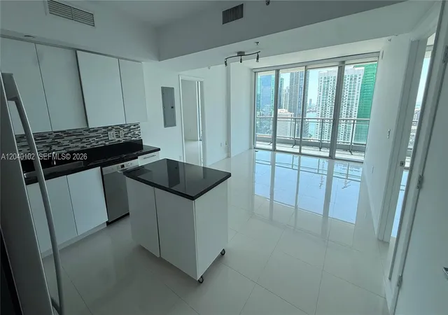 92-sw-3-street-3311-miami-fl-33130/hzid_aa3bcc66