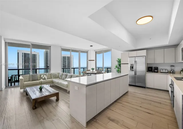 2600-e-hallandale-beach-blvd-t3001-hallandale-beach-fl-33009/hzid_f2641a65