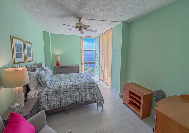 20335-w-country-club-dr-2102-aventura-fl-33180/hzid_4af2f1ae
