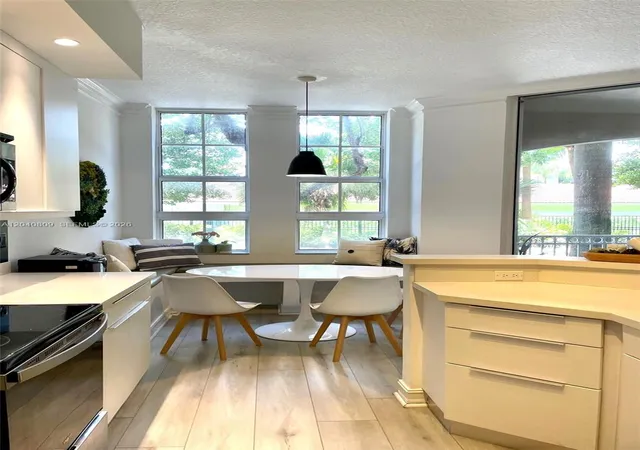 3001-ne-185th-st-123-aventura-fl-33180/hzid_25dd632c