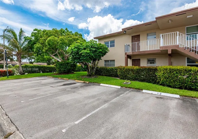 7200-nw-4th-place-101-margate-fl-33063/hzid_f5fd6a0b