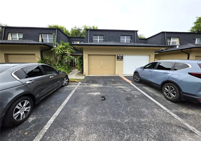 14237-sw-94th-cir-ln-103-miami-fl-33186/hzid_5d4e269a