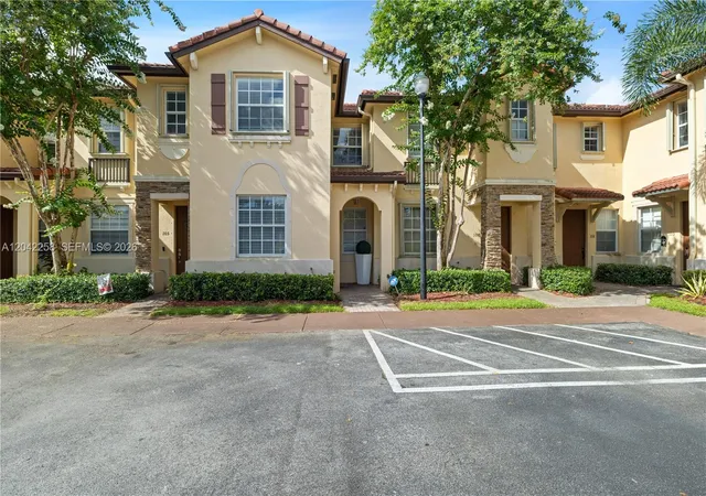 3370-ne-14th-drive-106-29-homestead-fl-33033/hzid_5d685b5b
