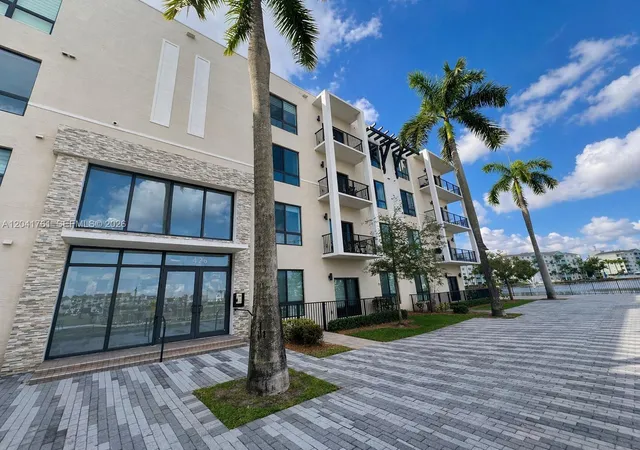 4636-nw-84th-ave-45-doral-fl-33166/hzid_9a646e9d