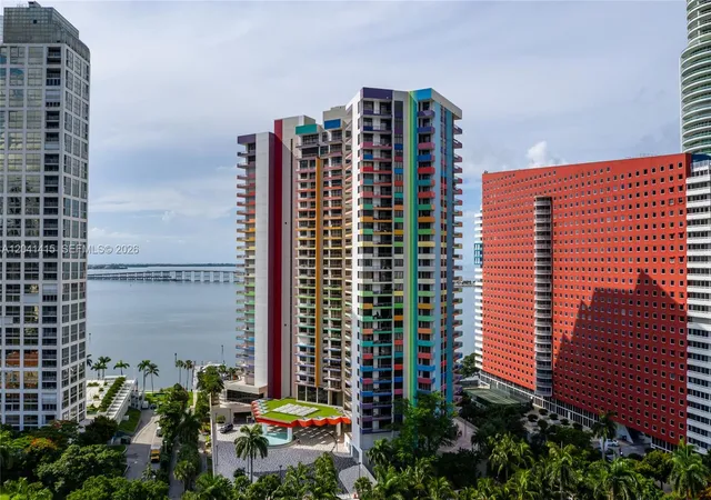 1581-brickell-ave-903-miami-fl-33129/hzid_15c3e35c