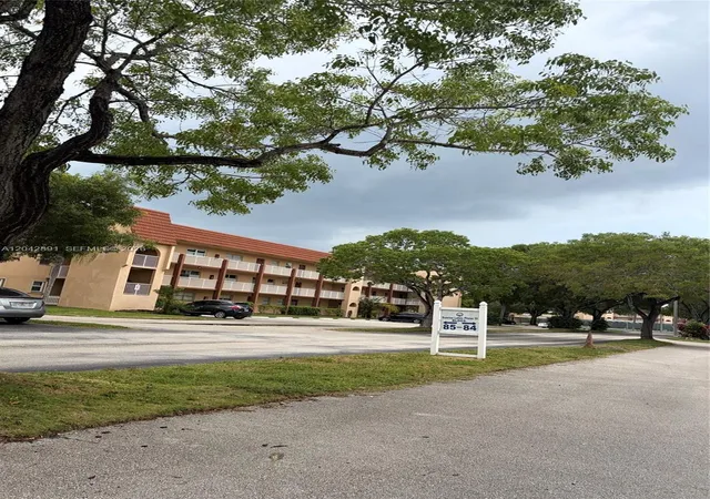 2741-n-pine-island-rd-109-sunrise-fl-33322/hzid_56473500