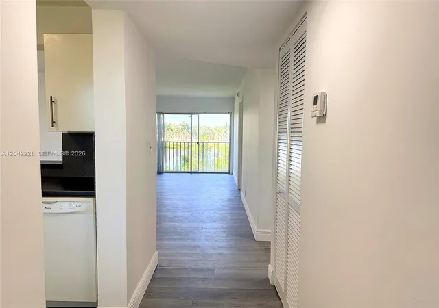 8560-n-sherman-cir-302-miramar-fl-33025/hzid_2960707b