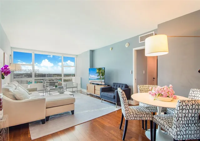 6801-collins-ave-1113-miami-beach-fl-33141/hzid_ceb056f1