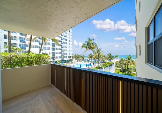 1623-collins-ave-415-miami-beach-fl-33139/hzid_e0c170b7