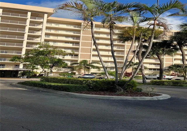 2901-s-palm-aire-dr-408-pompano-beach-fl-33069/hzid_b6aeb668