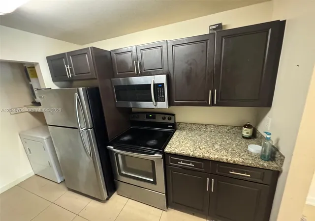 8787-nw-39th-st-8787-sunrise-fl-33351/hzid_1be3234a