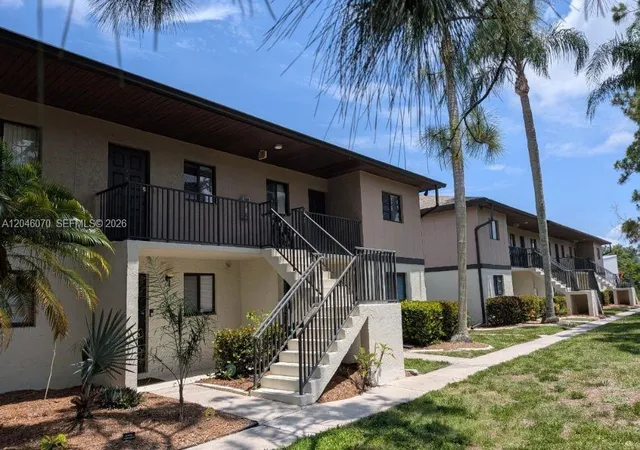 1210-hall-rd-208-north-fort-myers-fl-33903/hzid_d7344fd1