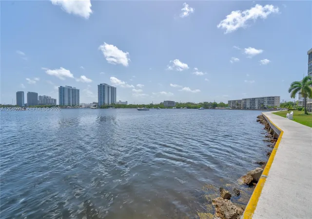 3000-marcos-dr-p612-aventura-fl-33160/hzid_d52f123d
