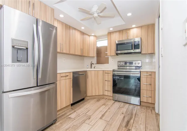 8900-washington-blvd-117-pembroke-pines-fl-33025/hzid_2231c8ad