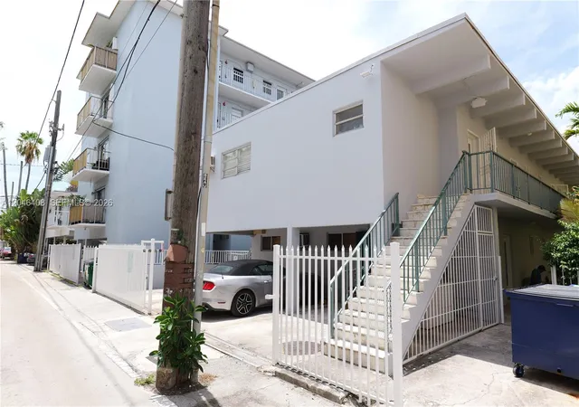 1245-pennsylvania-ave-8-miami-beach-fl-33139/hzid_bc0d0b0d