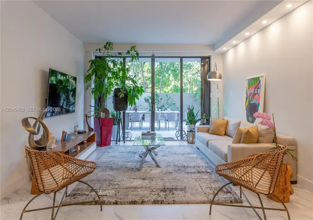 151-crandon-blvd-122-122-key-biscayne-fl-33149/hzid_488464e3