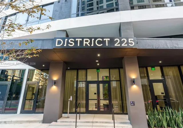 225-n-miami-ave-1102-miami-fl-33128/hzid_dfcb4dbf
