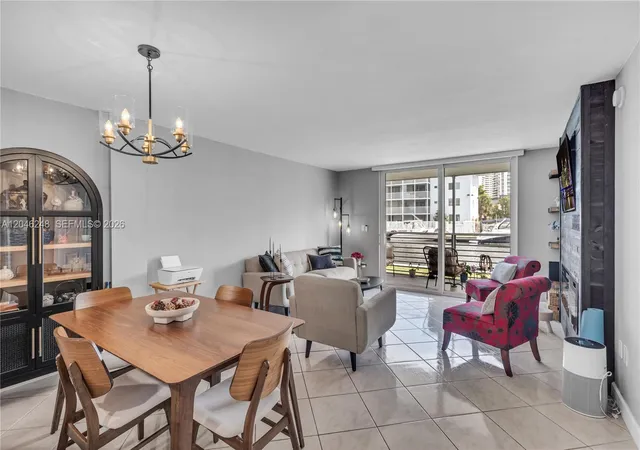 3849-ne-169th-st-103-north-miami-beach-fl-33160/hzid_d0ff51c1