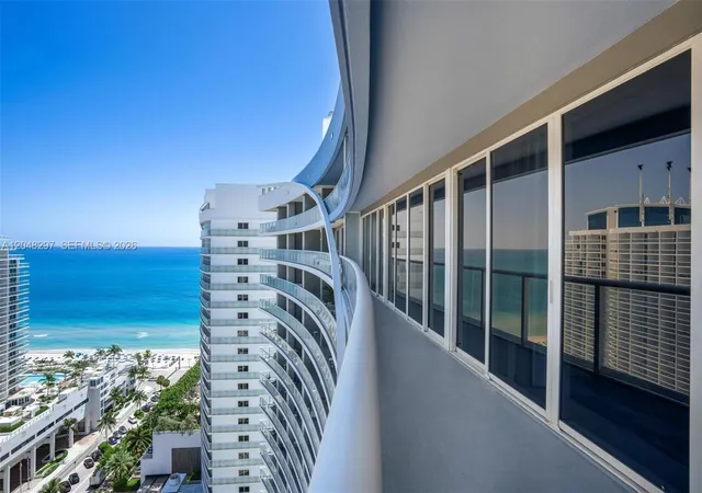 3101-bayshore-dr-2306-fort-lauderdale-fl-33304/hzid_1e727f98