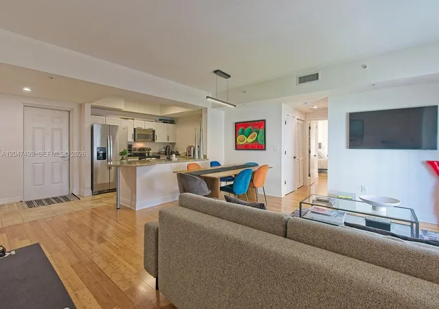 7285-sw-90th-st-d613-miami-fl-33156/hzid_0e4dda59