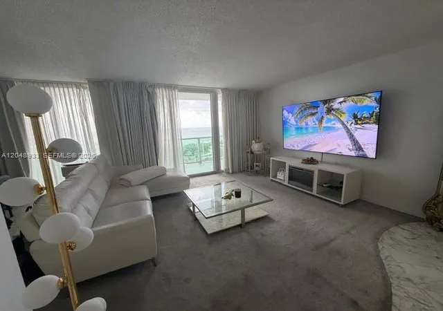 100-bayview-dr-1208-sunny-isles-beach-fl-33160/hzid_9d30518d