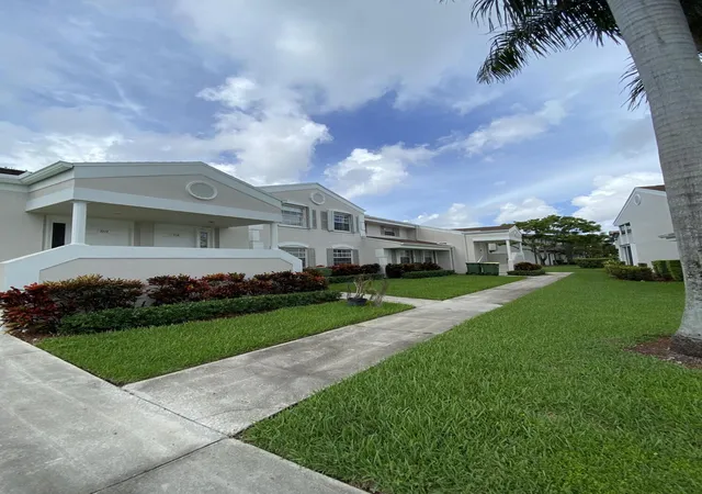 2275-se-27th-drive-106-f-homestead-fl-33035/hzid_7d3184ac