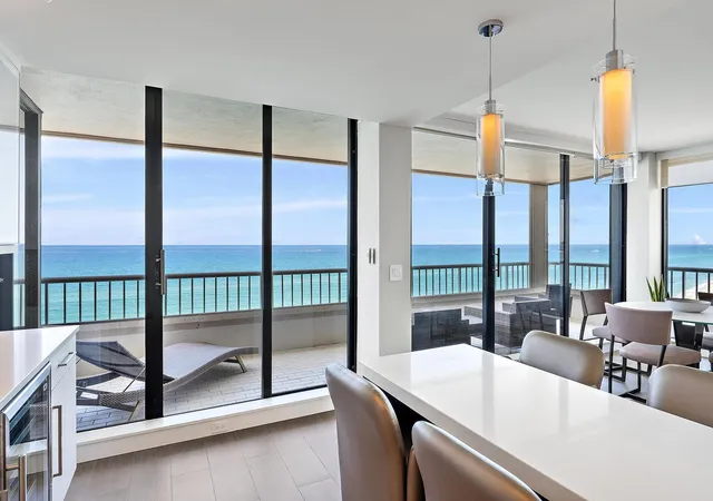 5250-n-ocean-dr-10s-riviera-beach-fl-33404/hzid_df71b15a