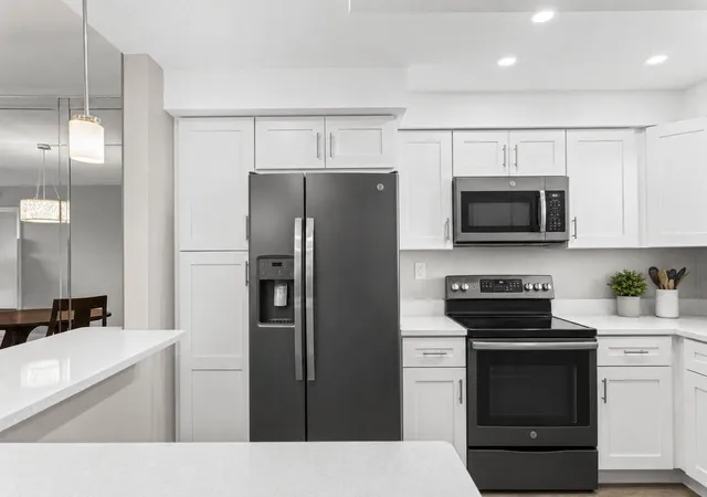 3150-w-rolling-hills-cir-709-davie-fl-33328/hzid_68fa4f32