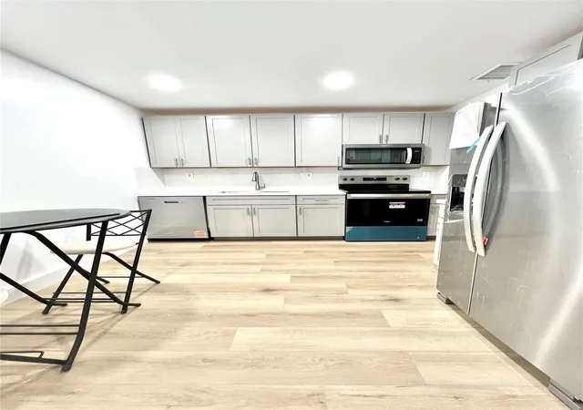 2510-sw-81st-avenue-208-davie-fl-33324/hzid_bfb55f15