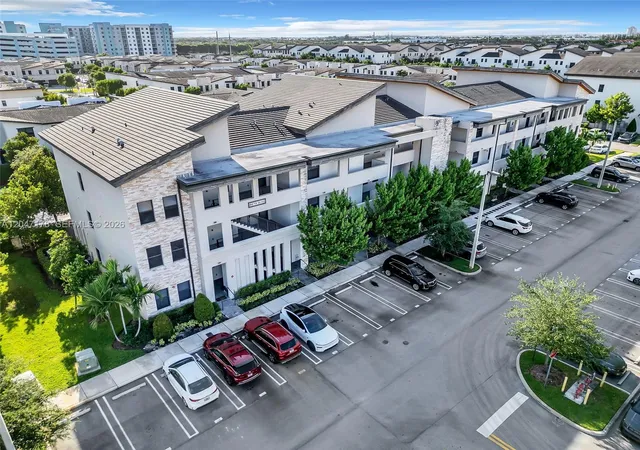 8045-nw-104th-ave-32-doral-fl-33178/hzid_f5795dce