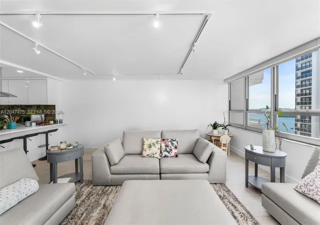 11-island-ave-1009-miami-beach-fl-33139/hzid_f903537a