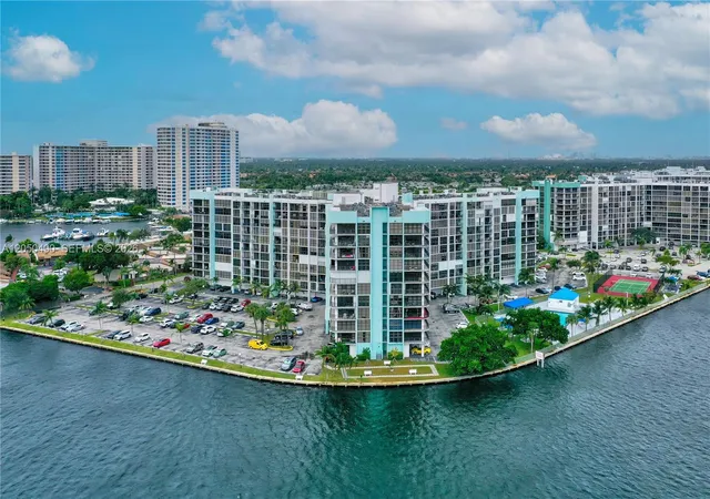 200-e-leslie-dr-722-hallandale-beach-fl-33009/hzid_f08bfe1f