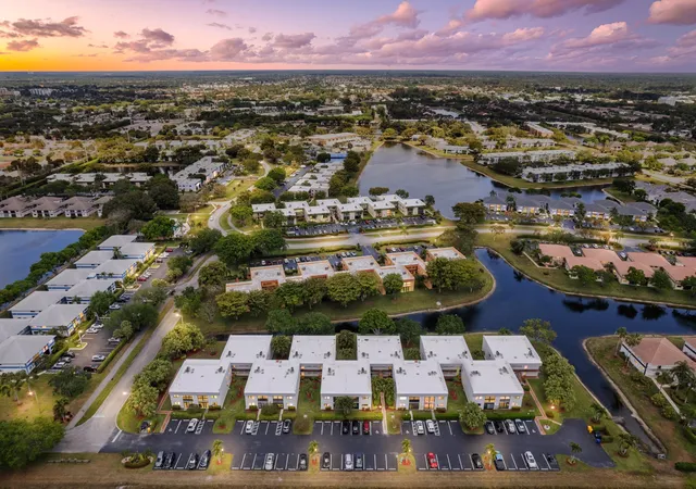 15450-pembridge-ave-164-delray-beach-fl-33484/hzid_ef5abcba