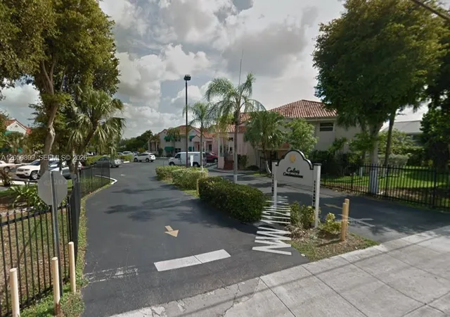 11201-nw-7th-st-204-sweetwater-fl-33172/hzid_272f37a3