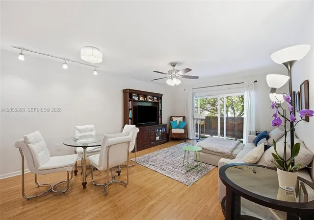 1205-mariposa-ave-403-coral-gables-fl-33146/hzid_bd486793