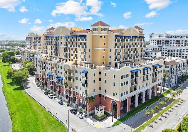 8390-sw-72nd-ave-702-miami-fl-33143/hzid_d335a4a0