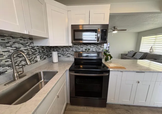 277-chatham-n-west-palm-beach-fl-33417/hzid_958943e8