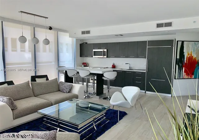 55-sw-9th-street-2706-miami-fl-33130/hzid_bfdf01ec