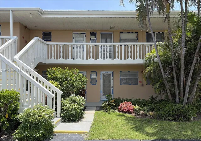 2131-ne-1st-ct-103-boynton-beach-fl-33435/hzid_1b773a9b