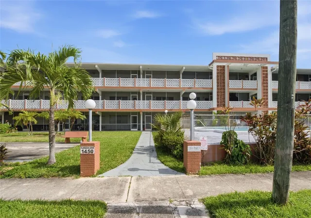 1450-ne-170th-street-209-north-miami-beach-fl-33162/hzid_94f9c4d9