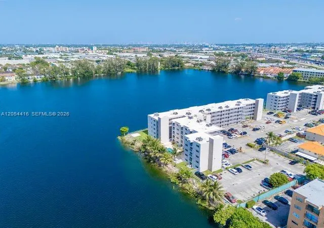 9917-w-okeechobee-rd-3306-hialeah-gardens-fl-33016/hzid_3dc0eb08