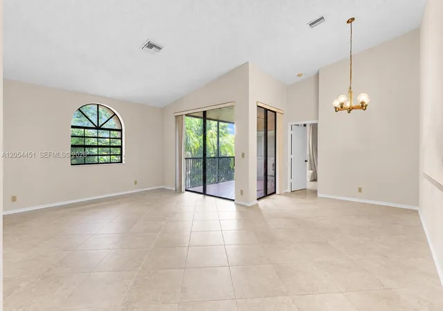 10690-nw-14th-street-128-plantation-fl-33322/hzid_032199c3