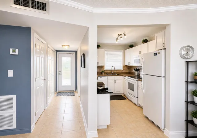 2651-sunrise-lakes-dr-e-310-sunrise-fl-33322/hzid_5b2762ff