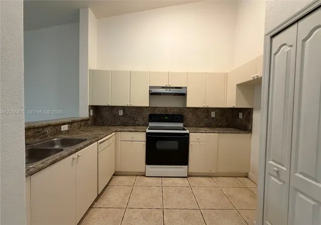 1661-se-28th-street-204-homestead-fl-33035/hzid_515d75d4