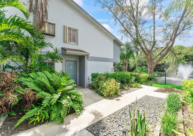 2705-s-oakland-forest-dr-104-oakland-park-fl-33309/hzid_d62a316e